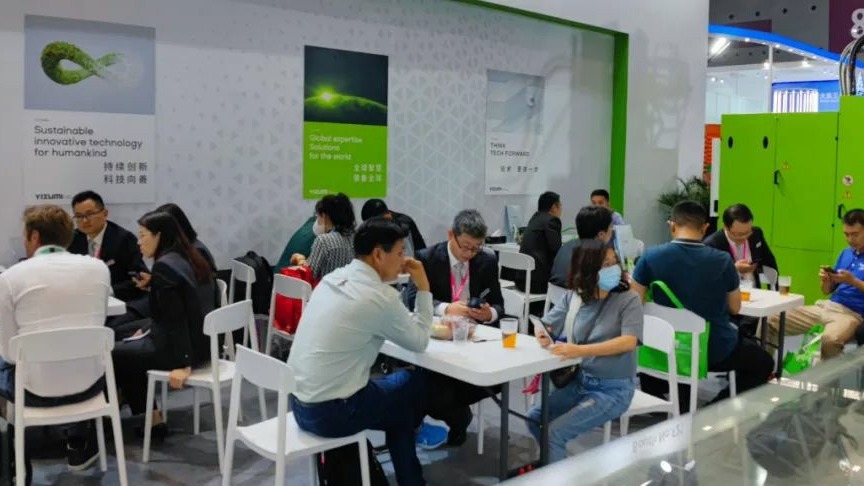 CHINAPLAS 2023进行时|伊之密橡胶机异彩纷呈